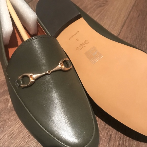Coach loafer in olive green - size 6 - Picture 3 of 3